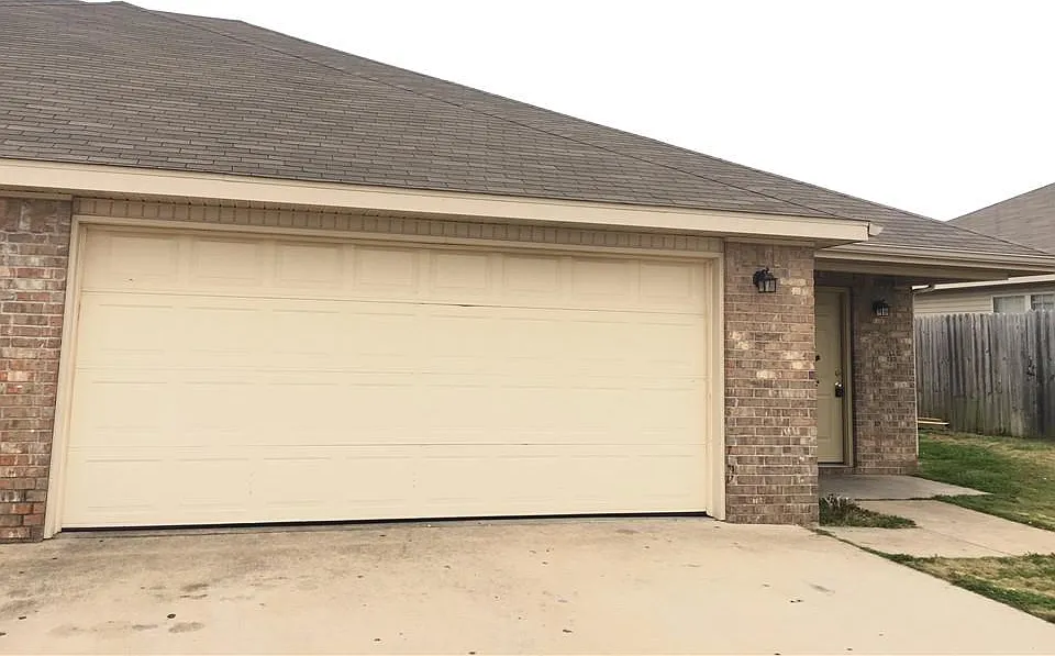 962A Remington Dr
