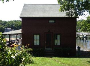 742 Washington St, Gloucester, MA 01930