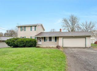 4095 Kirk Rd, Youngstown, OH