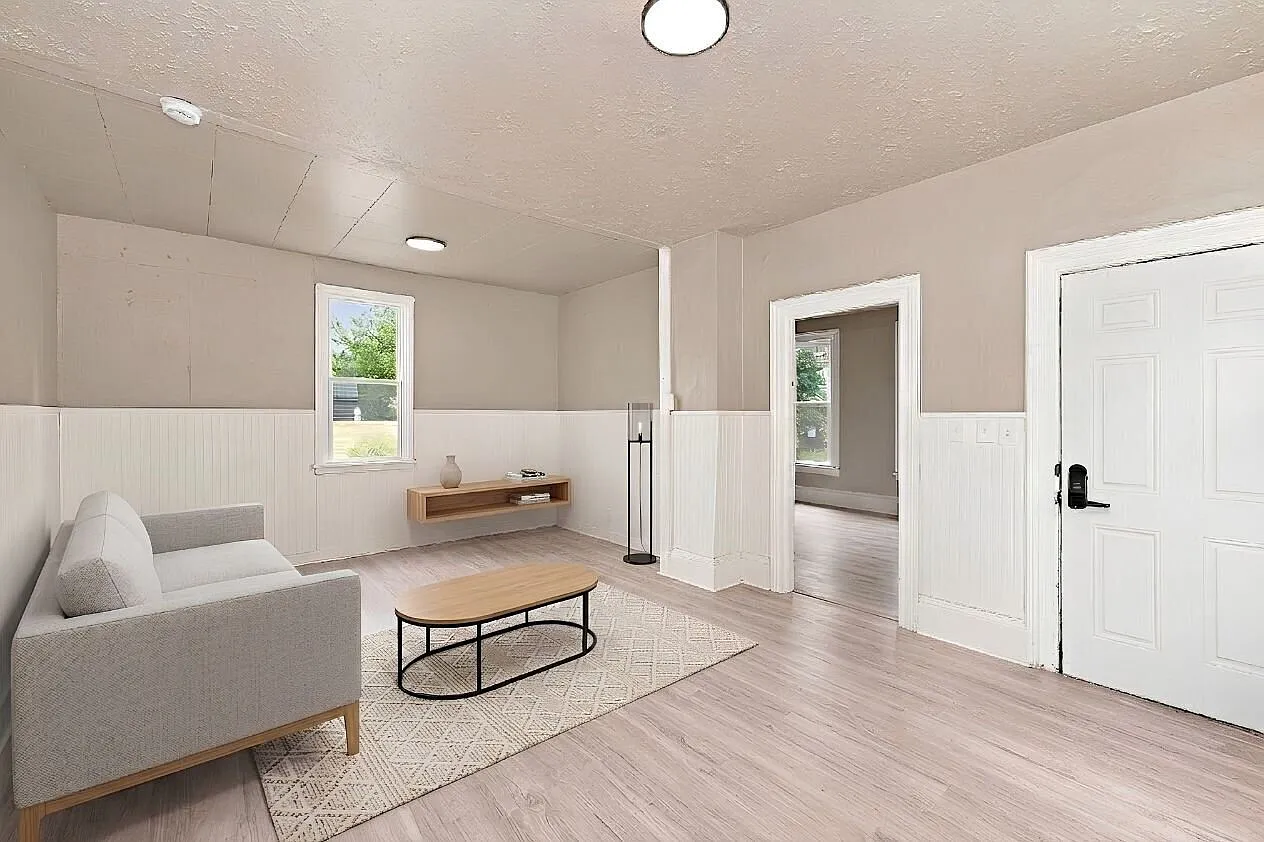 4212 Apple Ave — Photo 3