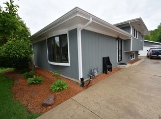 0S061 Calvin Ct, Winfield, IL 60190