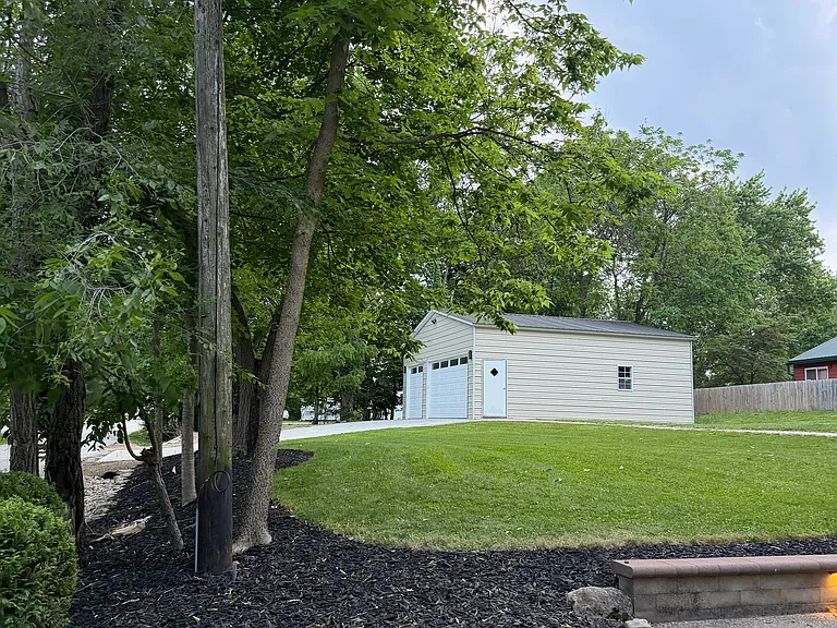 132 Muskingum Dr — Photo 6