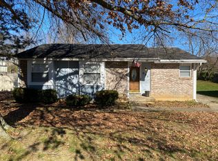 491 Grayson Lake Dr, Lexington, KY 40517