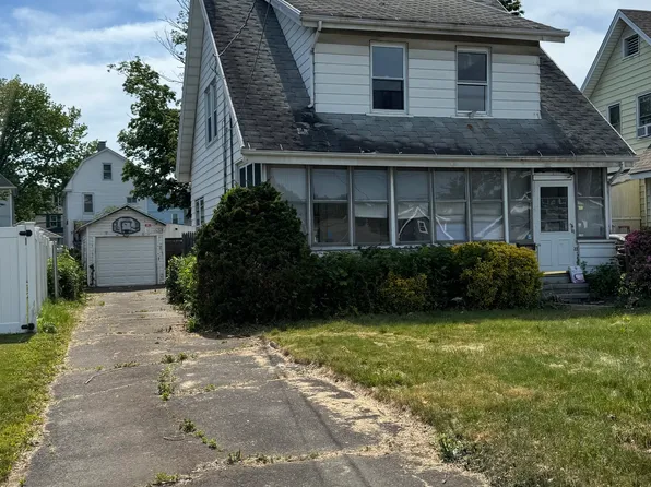 20 Oliver Lane, West Haven, CT 06516