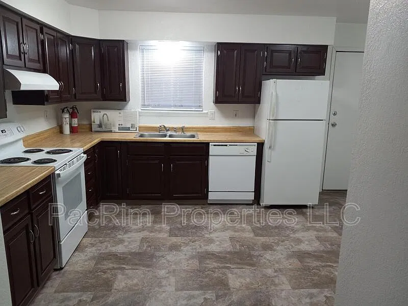 2 bed, 1.0 bath, 850 sqft, $1,400 — Photo 3