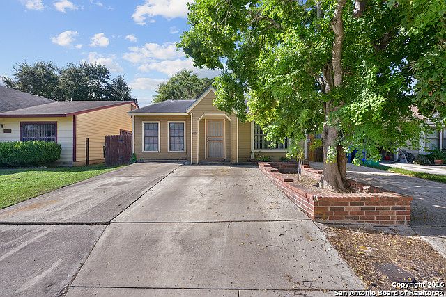 1st image of 4804 Aspenwood Dr