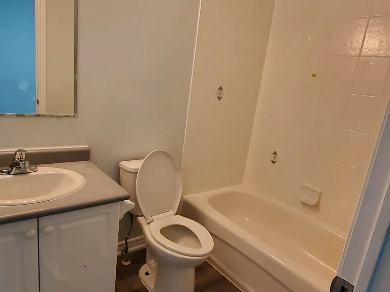 18 Ed Quigg Way #UPPER FLOOR — Photo 13