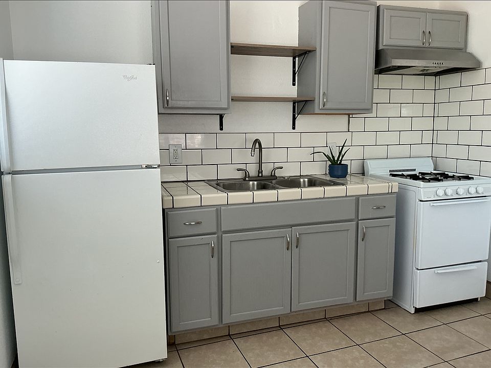 1st image of 2601 Cleveland Way #1