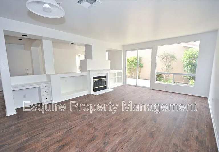 2861 Golf Villa Way — Photo 5