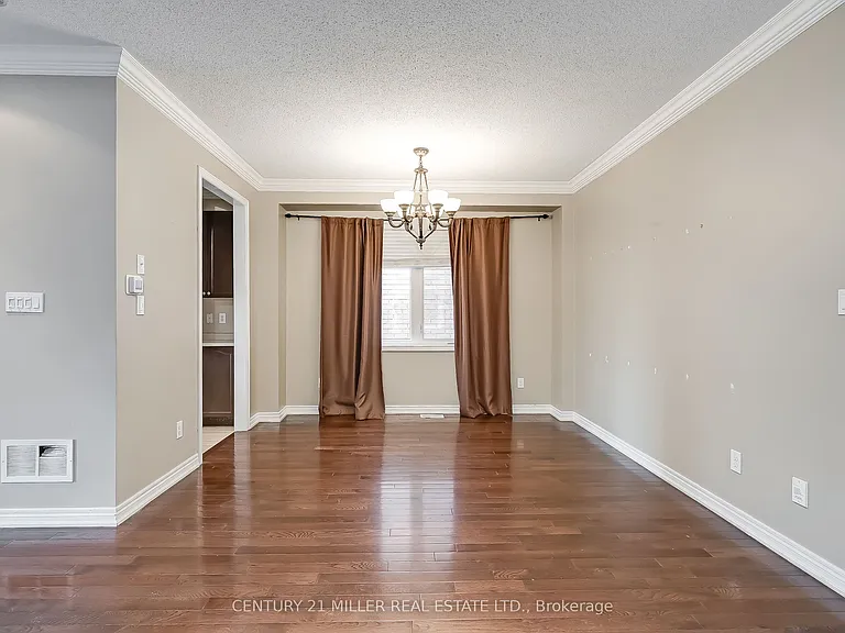 2131 Fiddlers Way — Photo 5