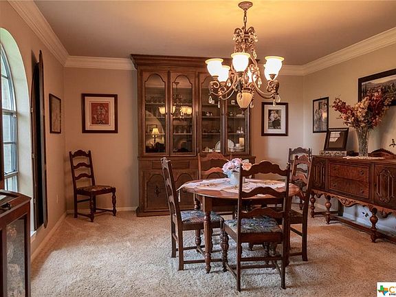 4th image of 303 Wearden Dr