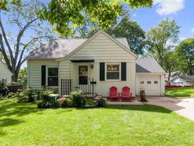 3120 C Ave NE, Cedar Rapids, IA, 52402