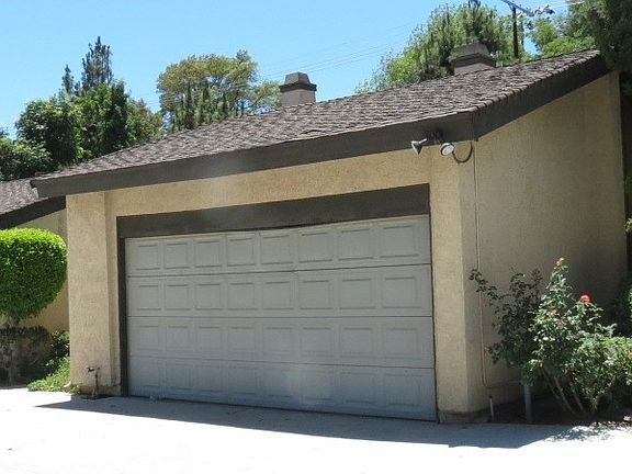 2nd image of 8450 Winnetka Ave Unit 8