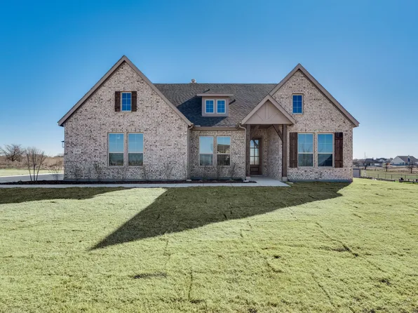 148 Steppes Ct, Decatur, TX 76234