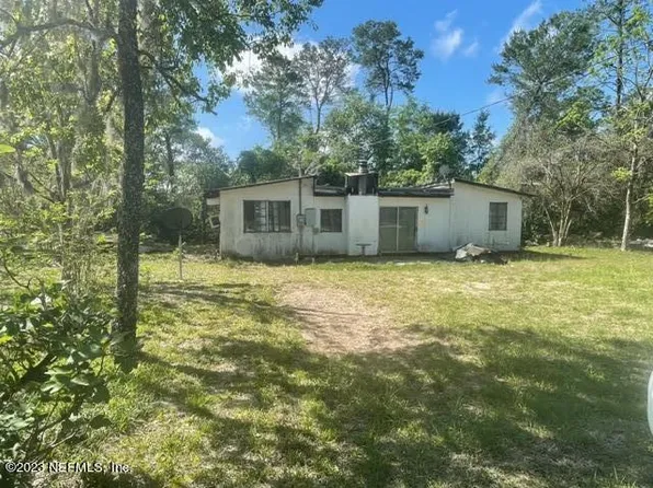 117 HIAWATHA Drive, Florahome, FL 32140