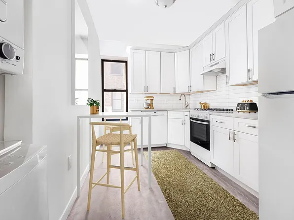 200 W 109th St APT B8, New York, NY 10025