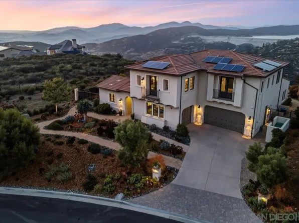 18370 Avenida Apice, Rancho Santa Fe, CA 92067