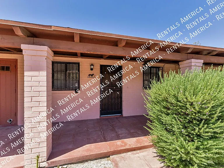 947 N Alvernon Way #7 — Photo 15