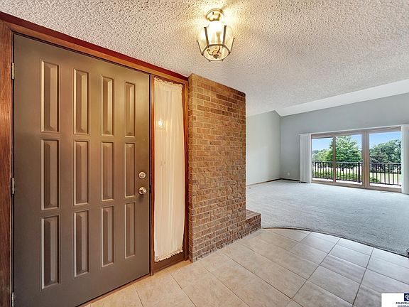 5th image of 2919 Park Place Dr