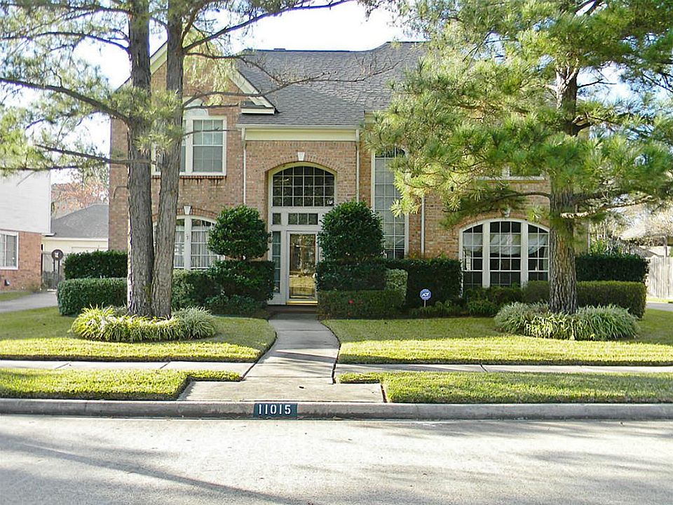 1st image of 11015 Tulip Garden Ct