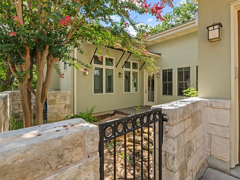 3810 Ridgelea Dr #A — Photo 29