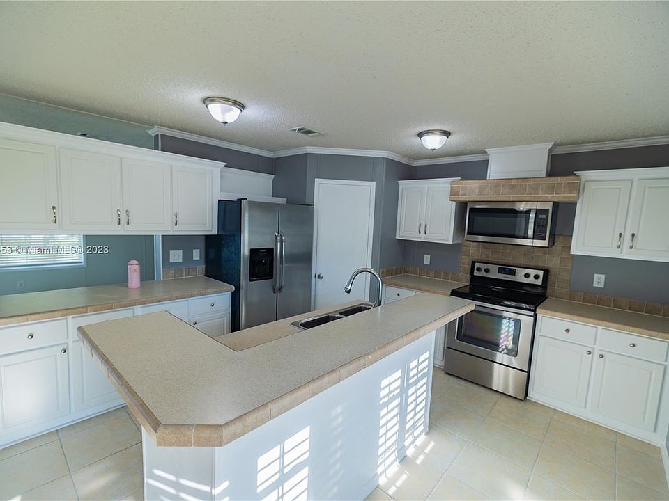 1st image of 21500 NW 7th Ct