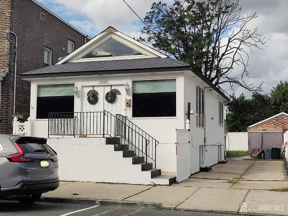 1st image of 1512 41st St