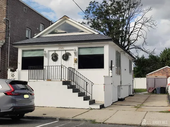 1512 41st St, Union City, NJ 07087