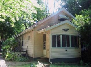 17911 Larchwood Ave, Cleveland, OH 44135