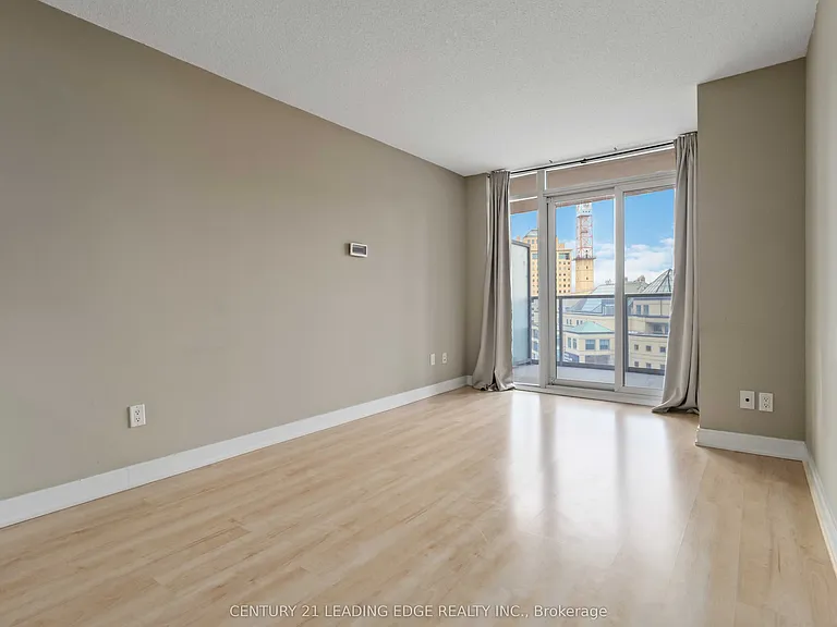 330 Burnhamthorpe Rd W #806 — Photo 19