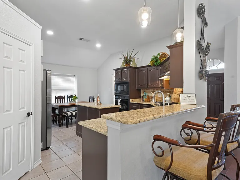 218 Glen Ridge Dr — Photo 23