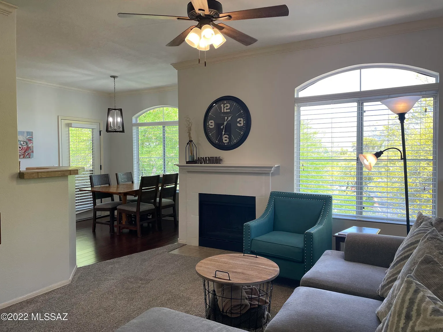 3 bed, 2.0 bath, 1271 sqft, $2,000 — Photo 4