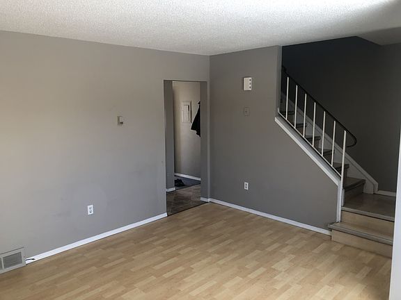 4th image of 441 Switzer Dr #21