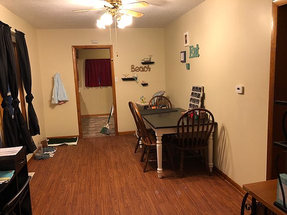 4th image of 1103 N Franklin St