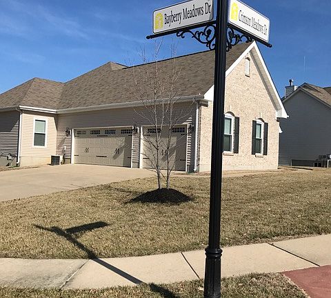 Heated/Cooled Garage!