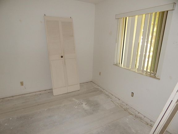 5th image of 110 Lake Pine Circle #D-2