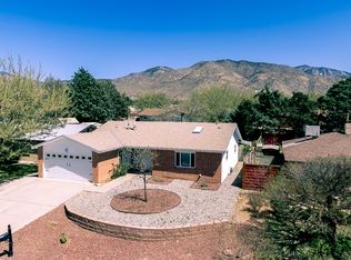 2408 Zena Lona St NE, Albuquerque, NM 87112