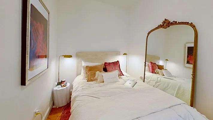 Rented by Bond New York | media 21