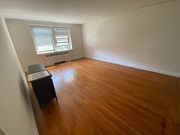 3rd image of 650 Gramatan Ave