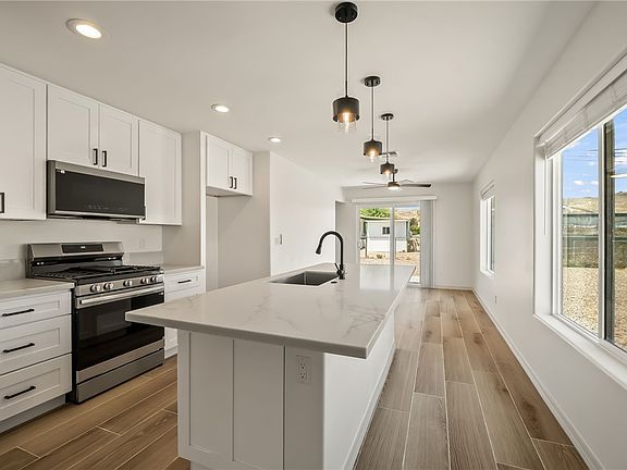 5th image of 1815 Forest Drive