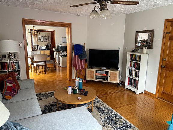 3rd image of 6 Rogers Ave Unit 2