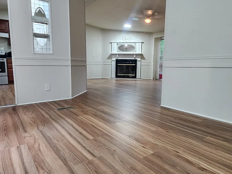 1241 Shannonbrook Ln — Photo 20