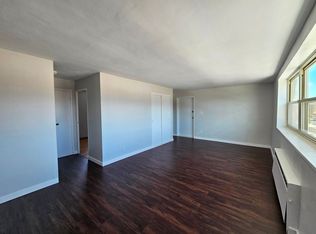 2010 Delaware Ave #5, Buffalo, NY 14216