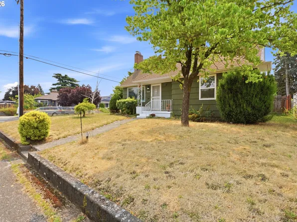 9128 SE Market St, Portland, OR 97216