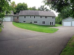 10785 Crow Hassan Park Rd, Hanover, MN 55341