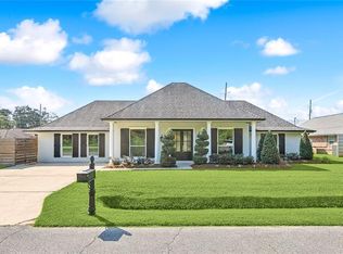 129 E Heather Dr, Luling, LA 70070