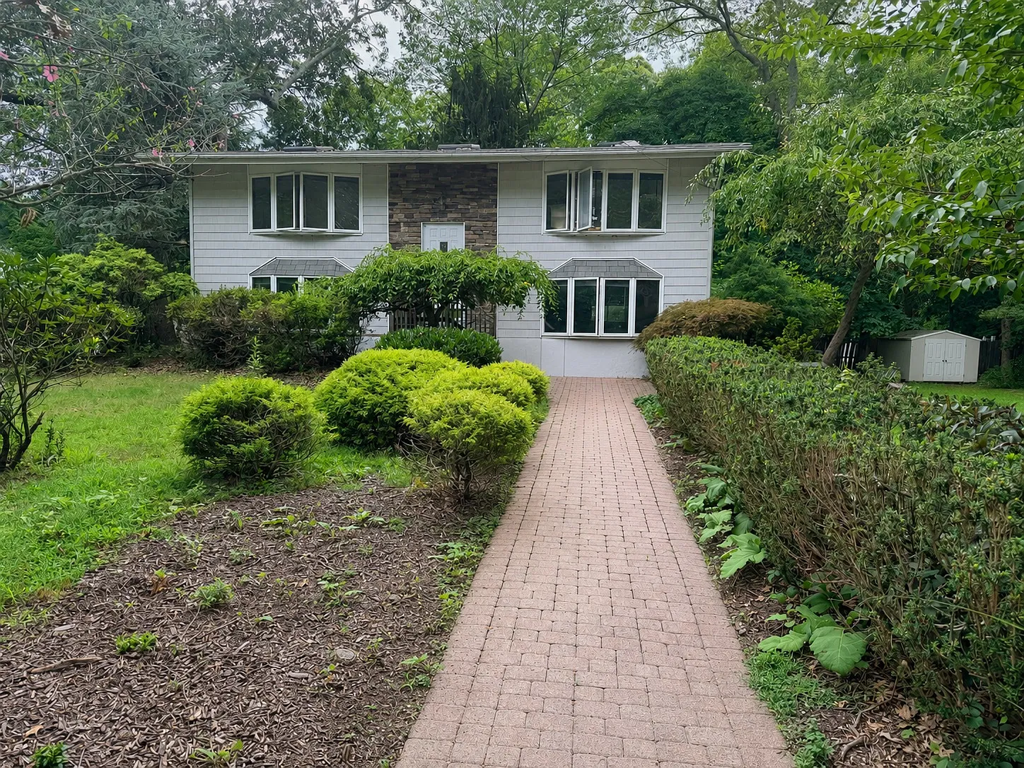 Longhorn Ln, East Setauket — Photo 3