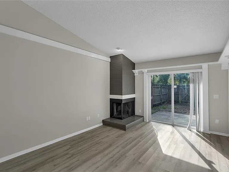 8313 Citrus Chase Dr — Photo 18