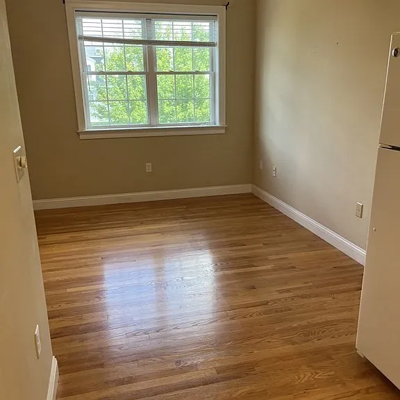 60 Pearl St #304 — Photo 4
