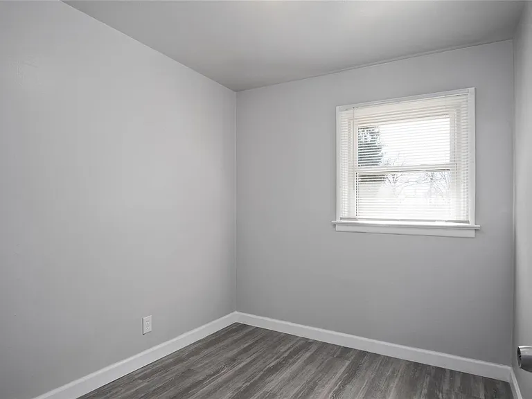 1031 Highmont Dr — Photo 14